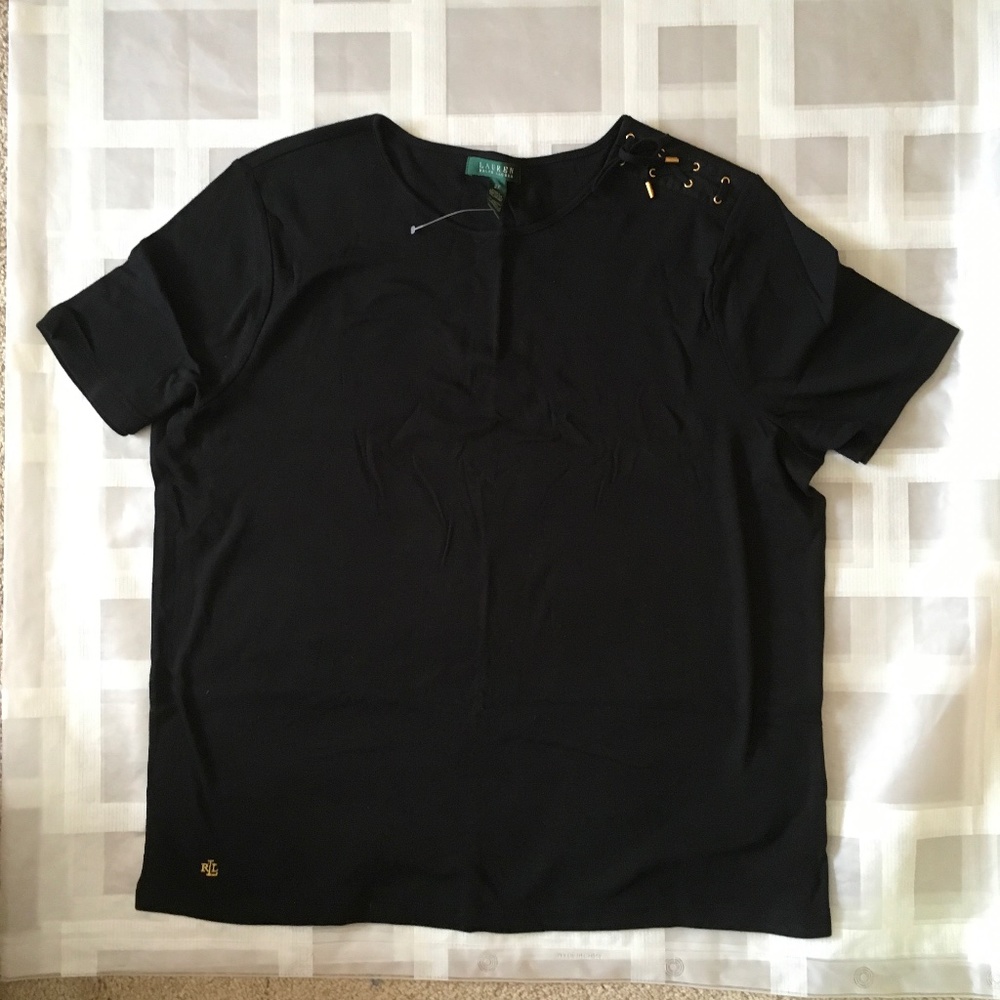 Ralph Lauren Women’s t-shirt size 2X.